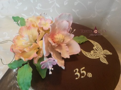 Čokoládová /narodeninová k 35-tke/ - detail kvetov